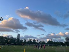 -Riverside河畔少儿足球培训(前滩店)