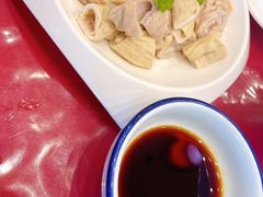 -侬佳蒸菜馆(听潮店)