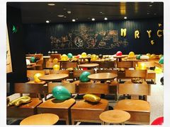大堂-星巴克臻选(国贸商城首店)