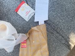 -麦当劳(长江西路得来速店)