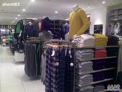 -优衣库(上海正大广场店)