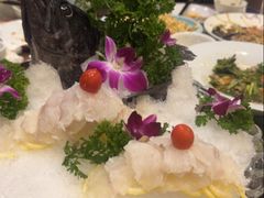 -今鲜源酒店·海鲜锅贴青岛菜(新湛路店)