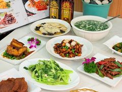 -老大同酒家·糟卤·本帮菜(中山公园店)