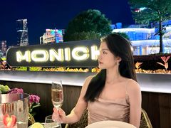 -MONICH牛排融合餐厅(和义大道购物中心店)