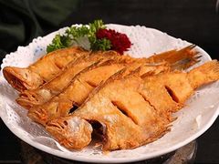 -大连长城大饭店(西安路地铁站店)