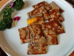 L云南鲜花饼-慢丽江·云南野生菌土鸡锅(付家庄店)