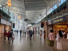-东荟城名店仓