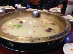 iphone_upload_pic-颜氏双江清水鱼一养身火锅(磁器口店)