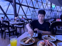 -东方明珠·空中旋转餐厅