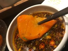 澳门鸡脚猪骨煲-官也街澳门火锅(新源里店)