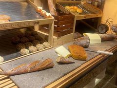 -怡咖啡海鲜自助餐厅(浦东香格里拉店)