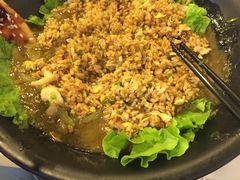 -虾弄弄海派小龙虾·牛羊蝎子火锅