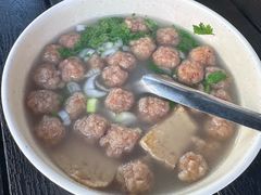 -何胖子丸子汤(南海街店)