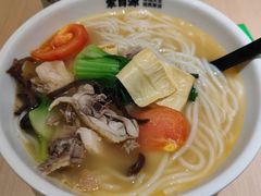 原汤一品土鸡面线-蒙自源米线大王(东站店)