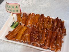 -津津菜馆(绝没分店)