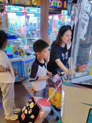 -卡通尼乐园(宝山龙湖天街店)