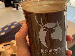 巧克力瑞纳冰-瑞幸咖啡(中原万达店)