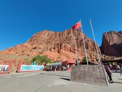 -天山神秘大峡谷