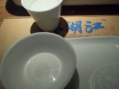 餐具摆设-江湖情酸菜鱼(万菱汇店)