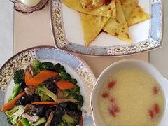 -爱贝佳母婴护理服务中心·月嫂育儿嫂(鲁迅路店)