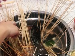 鸳鸯锅-小妖君串捞火锅(黄屯店)