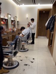 -MARTIN'S BARBER SHOP男士理发馆