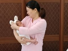 -爱贝尔高端月嫂(母婴护理)