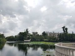 -上海玫瑰园度假酒店