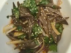 -郑猛记石岐鸽主题餐厅(长江店)