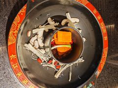 -三江两海老火锅(北京首店)