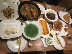 -山楂树融合菜餐厅
