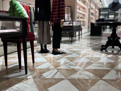 -Gucci(青岛海信广场店)