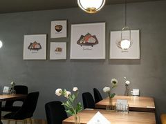 -POKEE VIA&Brunch·维娅(重庆来福士店)