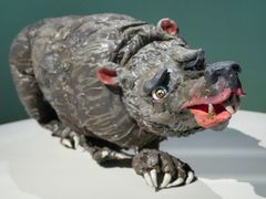 -Nathalie Djurberg与Hans Berg“牛皮纸包裹的月亮”-Prada荣宅当季展览
