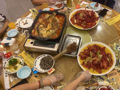 -東豫狼鲜货烧烤. 碳火烤鱼. 小龙虾(上海首店)