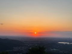 -鬼笑石后山停车场
