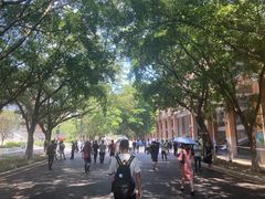 -广东外语外贸大学(白云山校区)