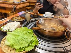 -阿山卓·野生菌火锅·纳西火塘烤肉