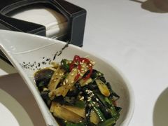 -铜锣湾·有麝自然香(渝北财富中心店)