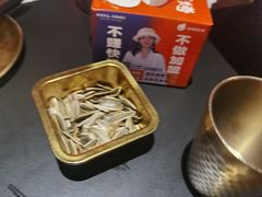 -何师烧烤Pro ·江湖川菜·小龙虾·精酿(太古里旗舰店)