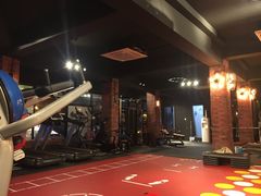 -GYMPLUS私教健身会馆(大悦城店)