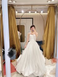 -LA GRACE高端婚纱礼服定制馆