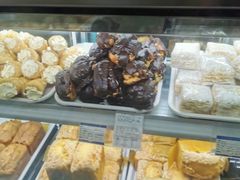 -哈氏上海哈尔滨食品厂(汇联商厦天钥桥路店)