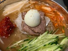 -青瓦炭韩潮烤肉(花园道店)