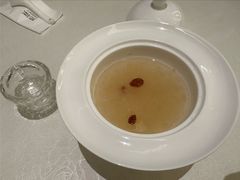 燕窝炖冰糖雪梨-燕庭·纯燕窝·甜品下午茶(日月光店)