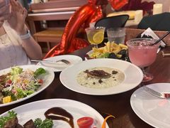 -mordew加州日记西餐&小酒馆(新天地店)