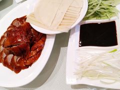 新雅片皮鸭-新雅粤菜馆(南京东路店)