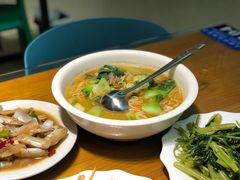 -三姐妹·海鲜大排档