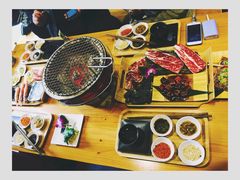 -炙忧烤肉屋(中国铁建广场店)