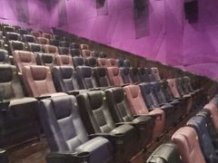 -英皇UA电影城(虹桥天地店)